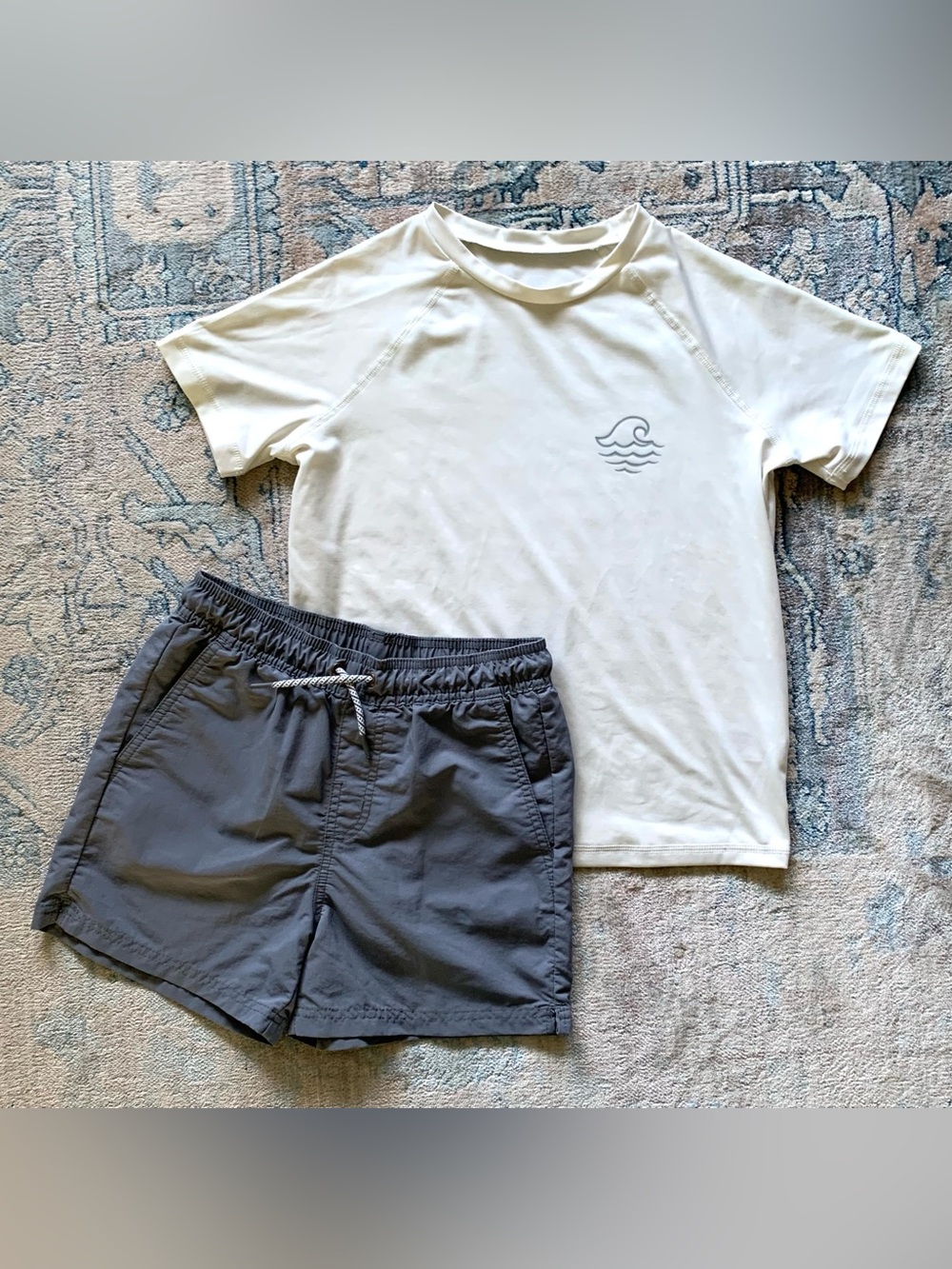 art class  Boys Rashguard And Swim Shorts Bundle Large 10/12